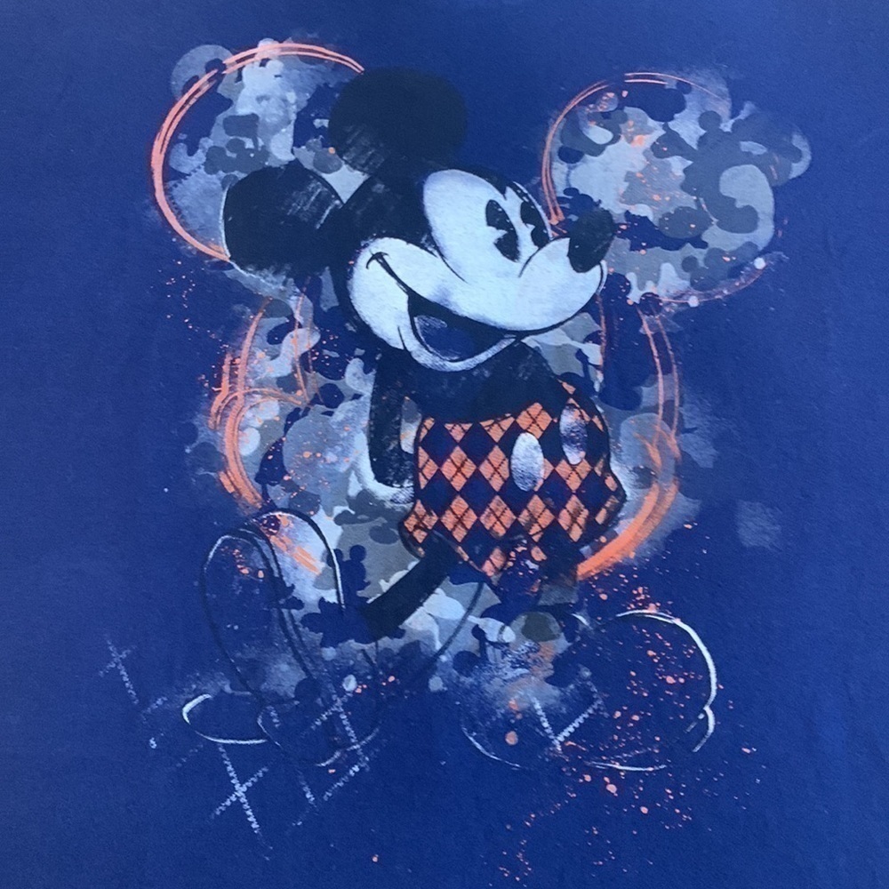 NWOT Disney Micky Mouse T-Shirt Size Medium - Picture 5 of 14